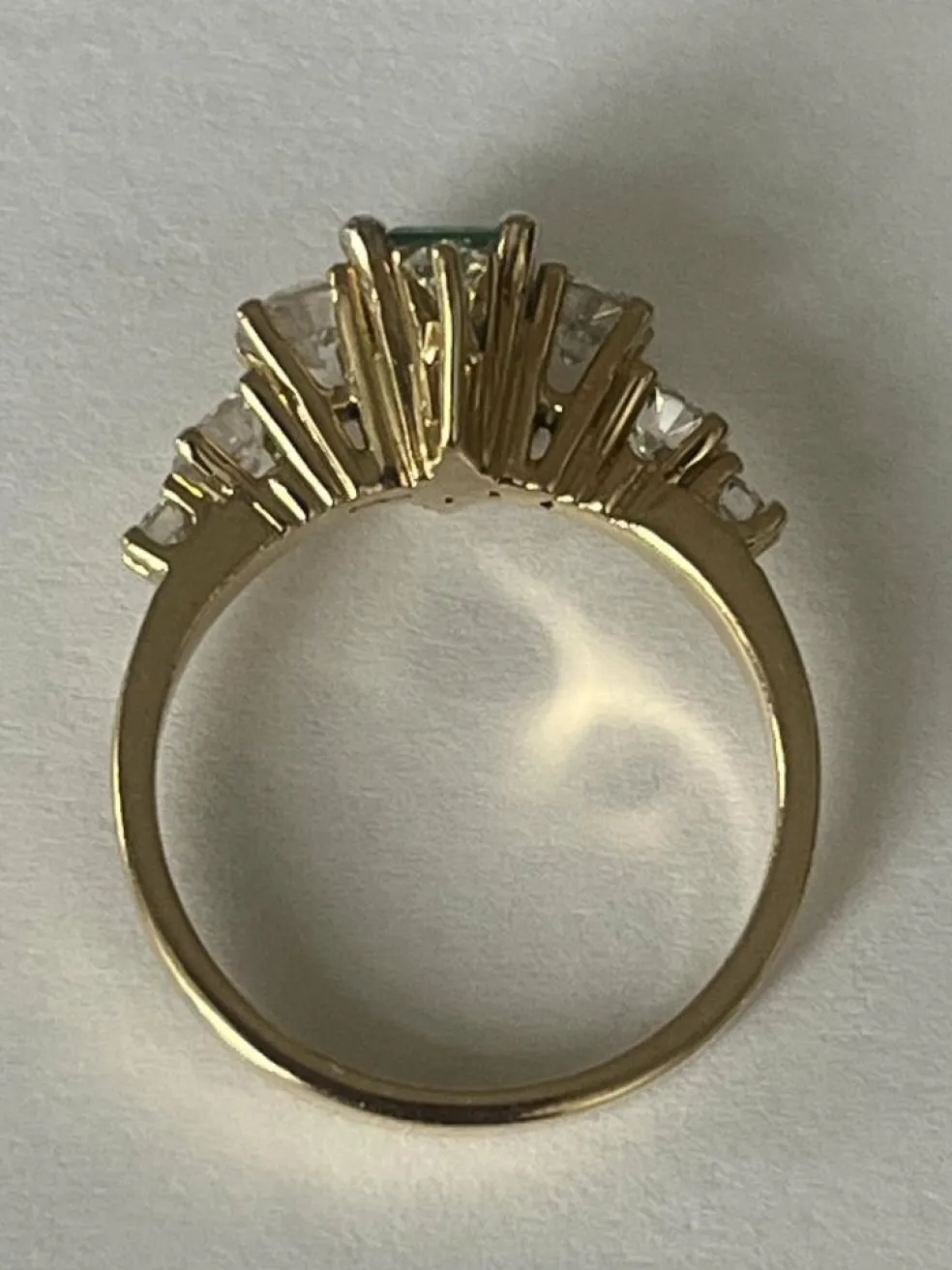 Bague Or Jaune Emeraude Diamants