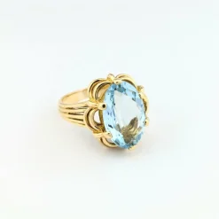 Bague or jaune et aigue-marine