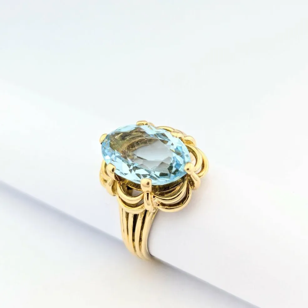 Bague or jaune et aigue-marine
