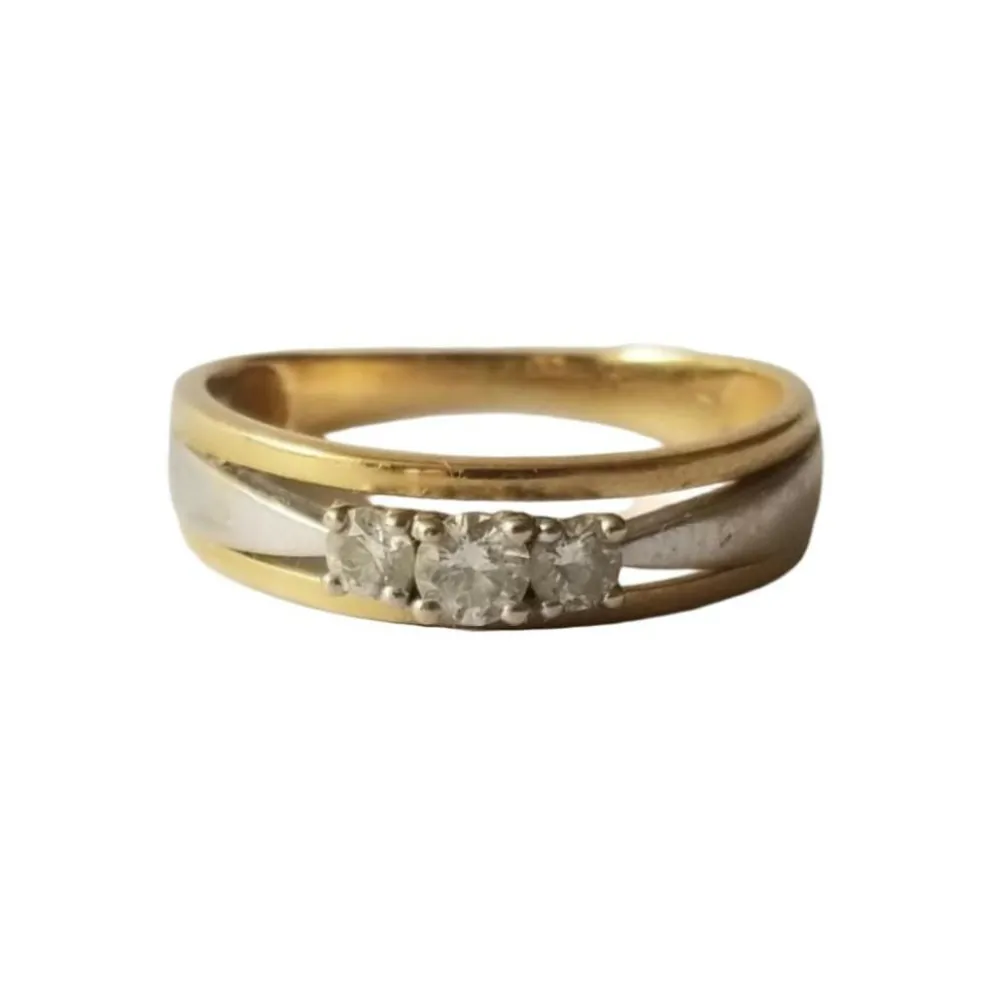 Bague or jaune et blanc, diamants