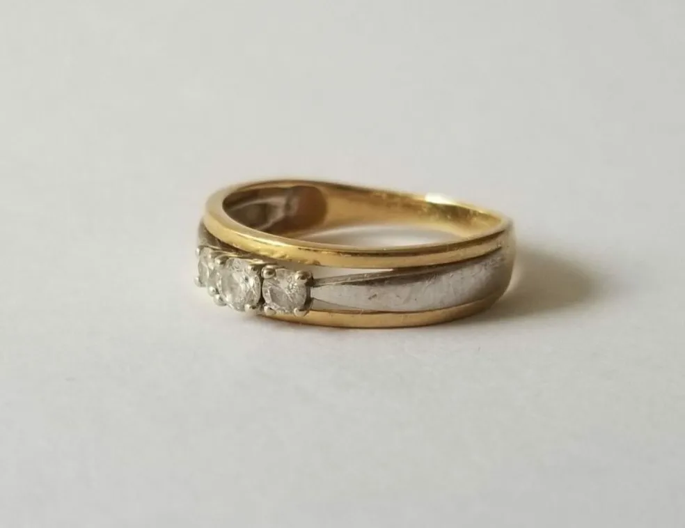 Bague or jaune et blanc, diamants