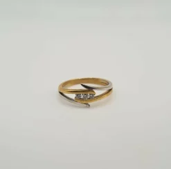 Bague or jaune et blanc sertie de diamants