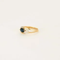 Bague or jaune et blanc saphir