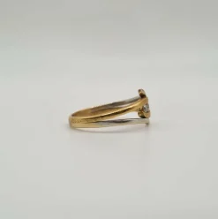 Bague or jaune et blanc sertie de diamants