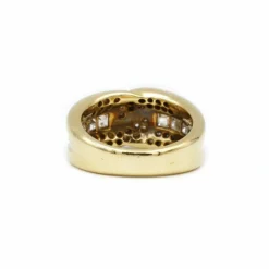 Bague or jaune et diamants