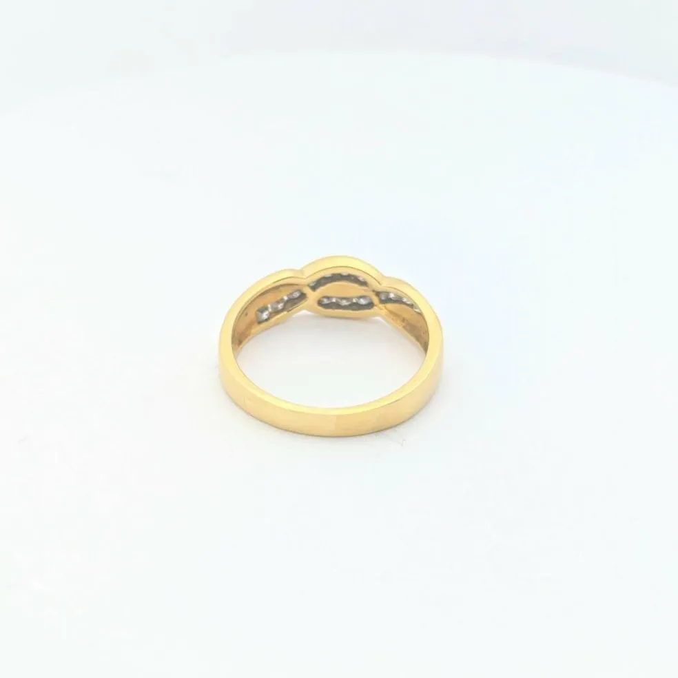 Bague or jaune et diamants