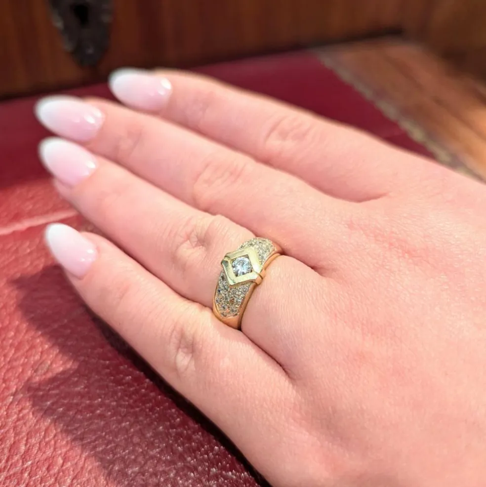 Bague or jaune et diamants