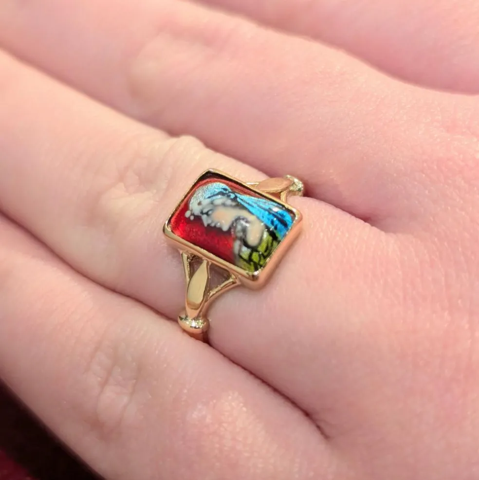 Bague or jaune et émail