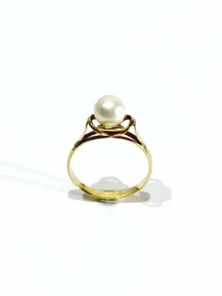 Bague or jaune et perle