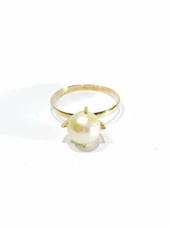 Bague or jaune et perle