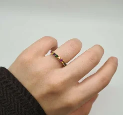Bague or jaune et saphir multi-couleur