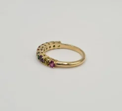 Bague or jaune et saphir multi-couleur