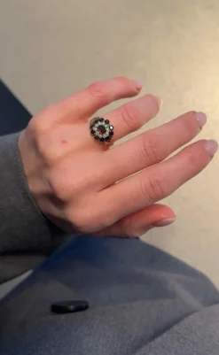 Bague or jaune grenat