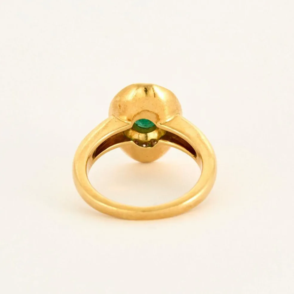 Bague or jaune émeraude diamants