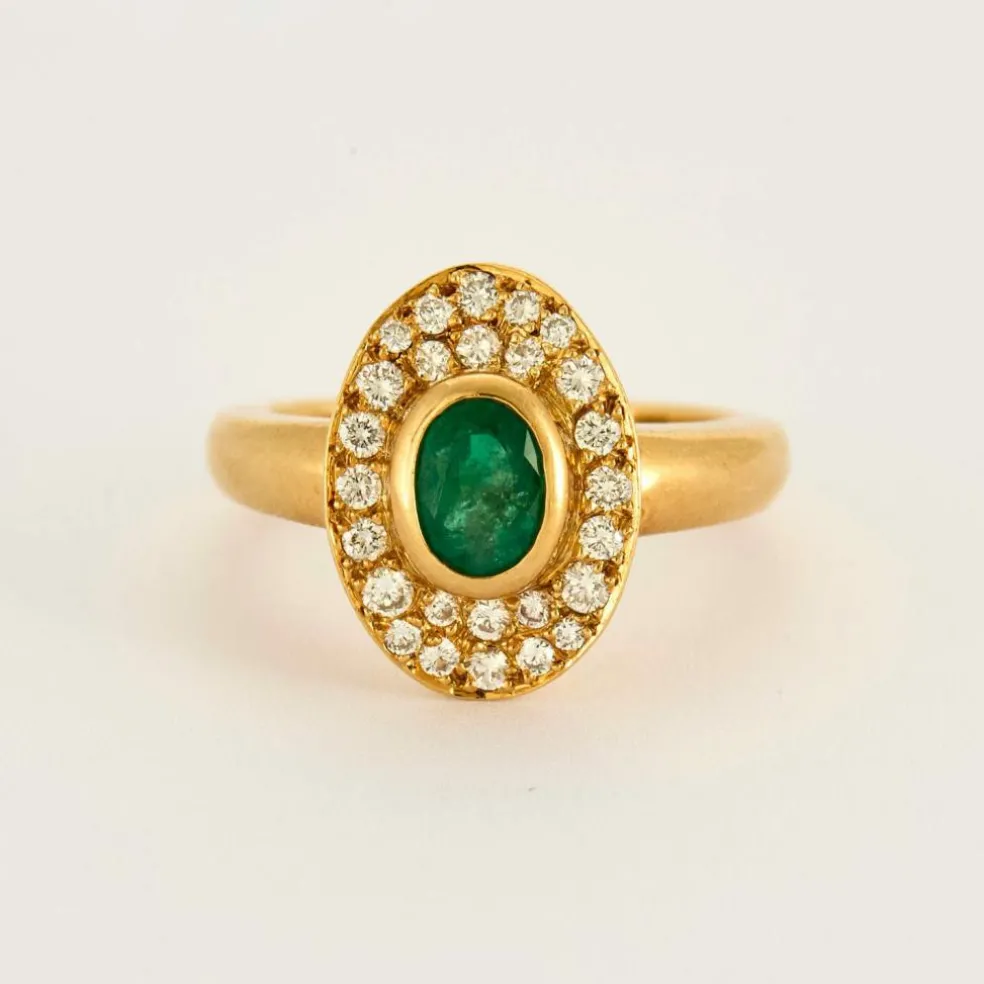 Bague or jaune émeraude diamants