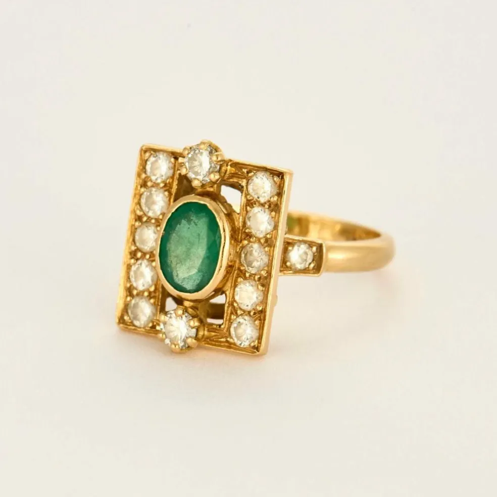 Bague or jaune, émeraude et diamants