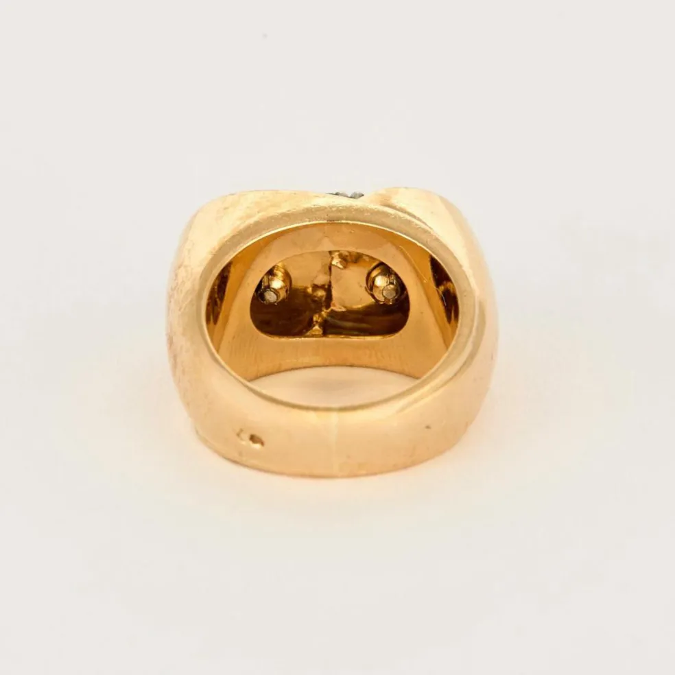 Bague or jaune, émeraude et diamants