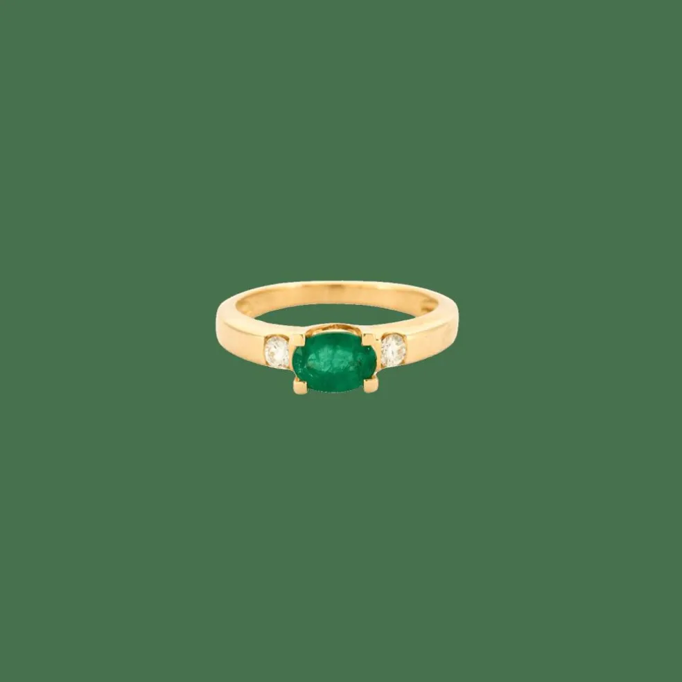 Bague or jaune émeraude ovale et diamants