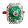 Bague or jaune, éméraudes calibrées et pavage diamants