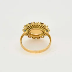 Bague or jaune, opale 5cts, saphirs multicolores