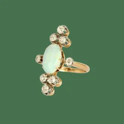 BAGUE OR JAUNE, OPALE ET DIAMANTS