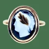 Bague or jaune ornée d’un camée en onyx, vers 1880