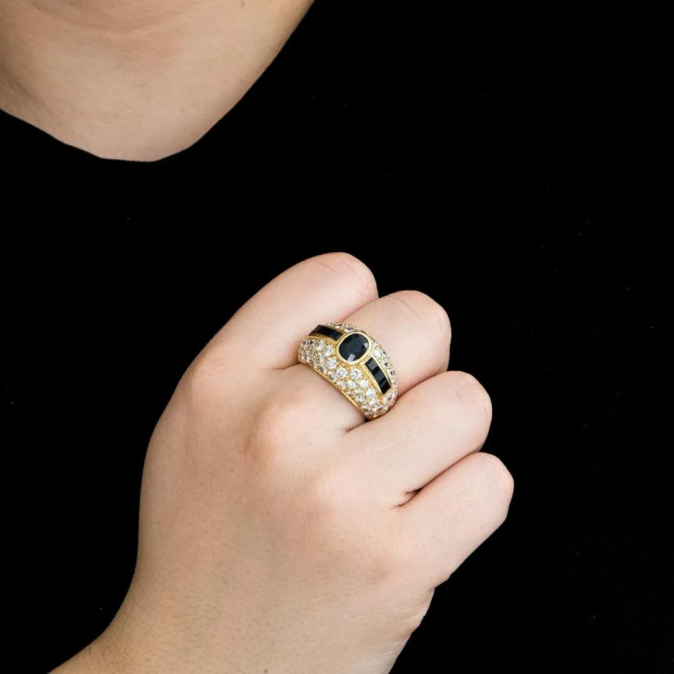Bague or jaune pavage diamants saphirs