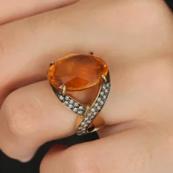 Bague Or jaune pierre orangée
