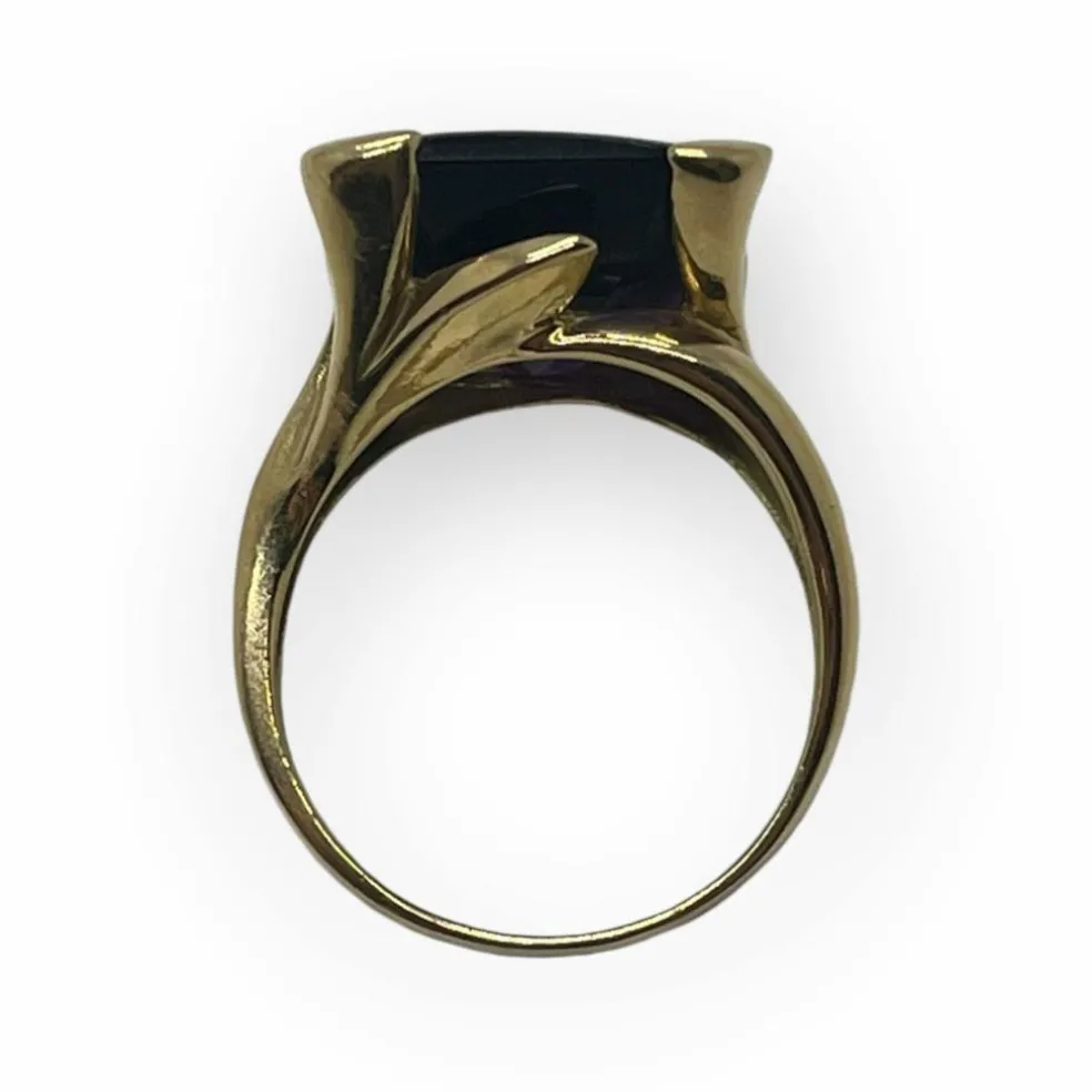 Bague or jaune pierre violette