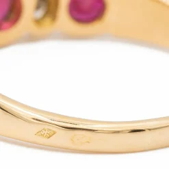 Bague Or jaune rubis