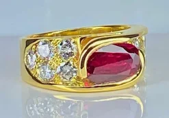 Bague or jaune rubis 2,25 carats et 10 diamants