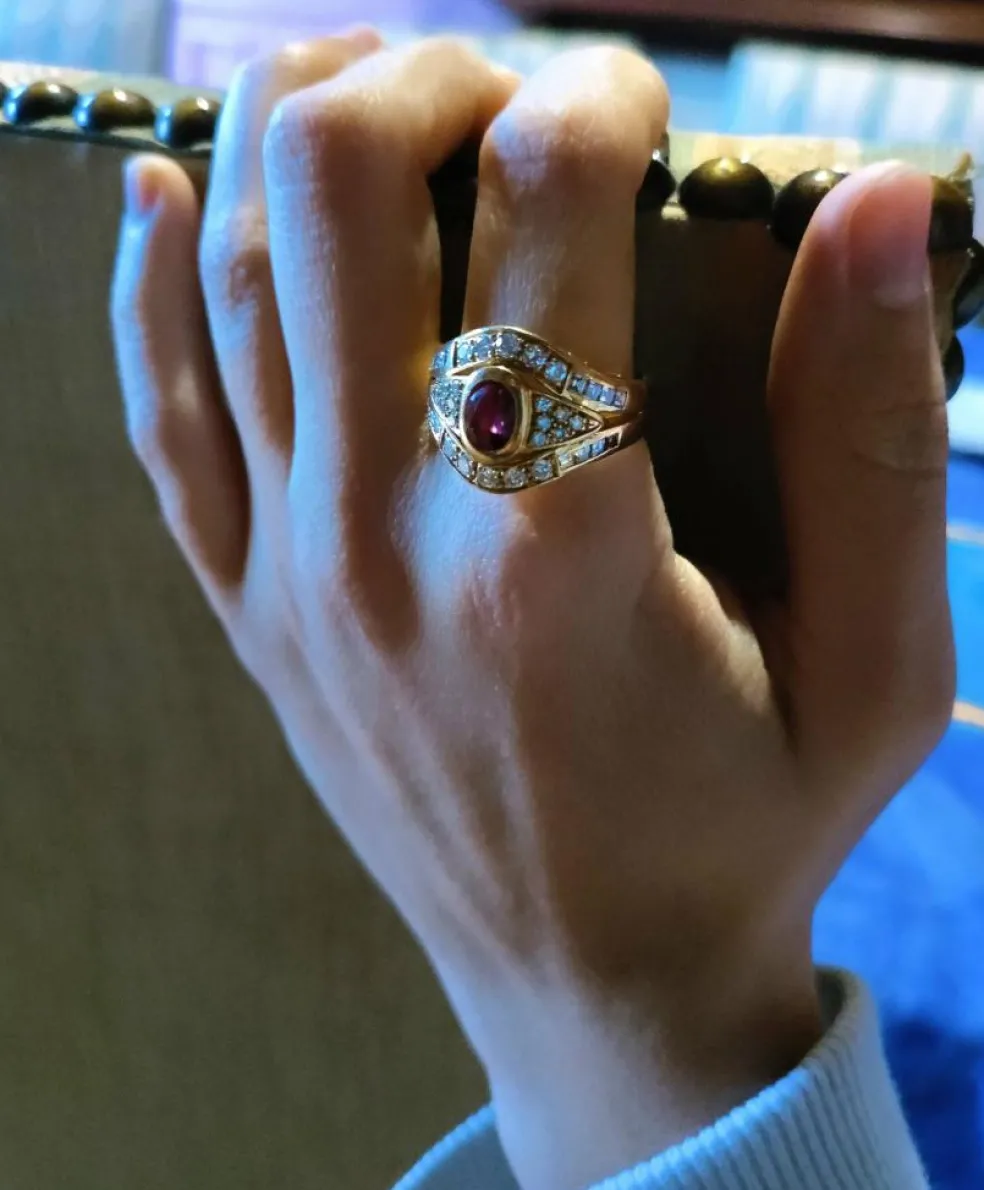 Bague or jaune rubis diamants