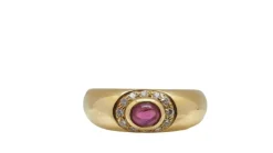 Bague or jaune, rubis et diamants