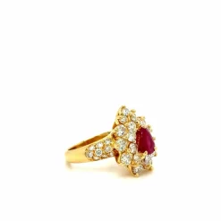 Bague or jaune rubis et diamants