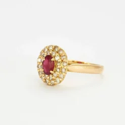Bague or jaune rubis et diamants