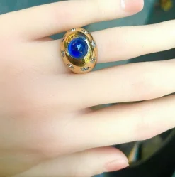 Bague or jaune saphir 5,10 carats Ceylan non chauffé et diamants