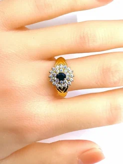 Bague or jaune saphir 26 diamants