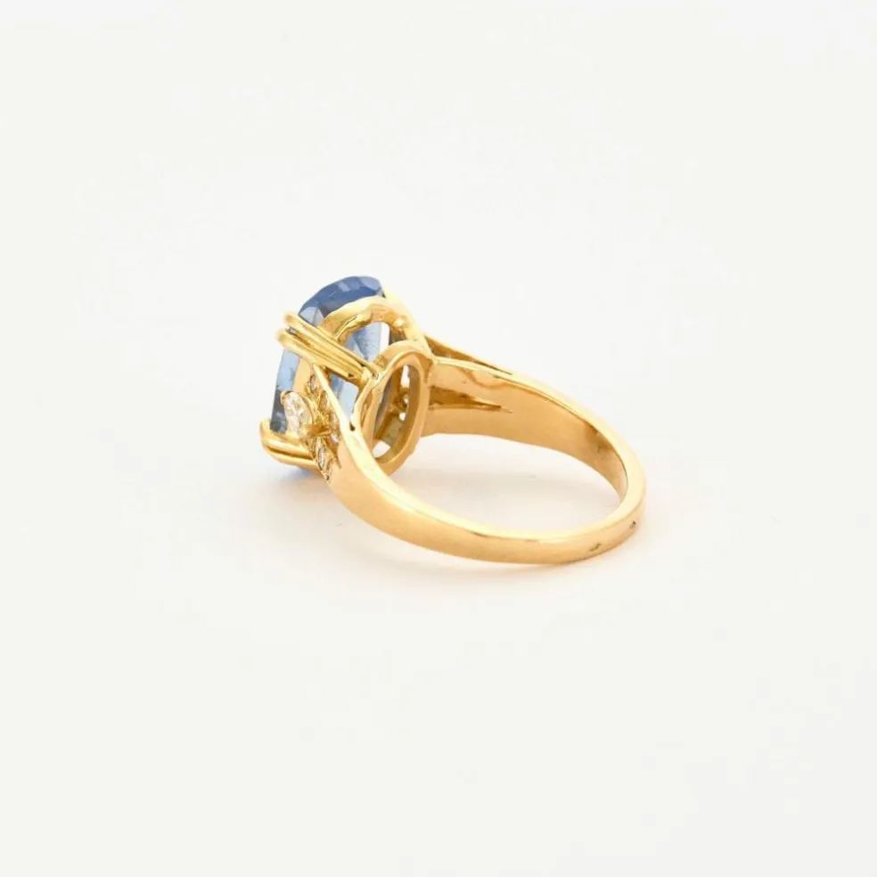 Bague or jaune saphir Ceylan clair et diamants