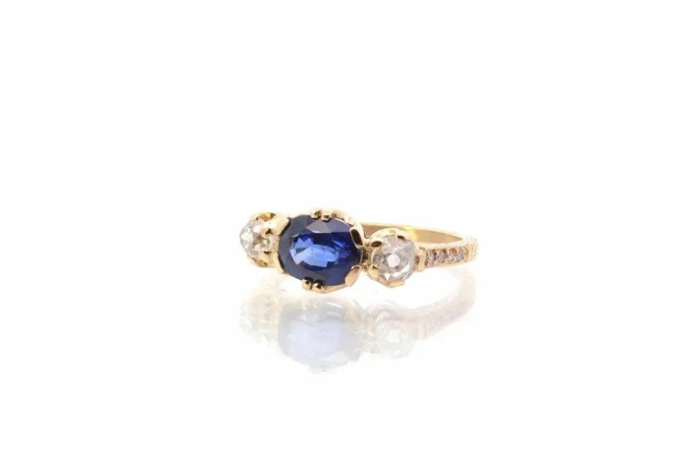 Bague Or jaune Saphir Diamants
