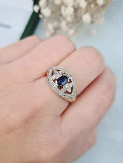Bague or jaune saphir diamants
