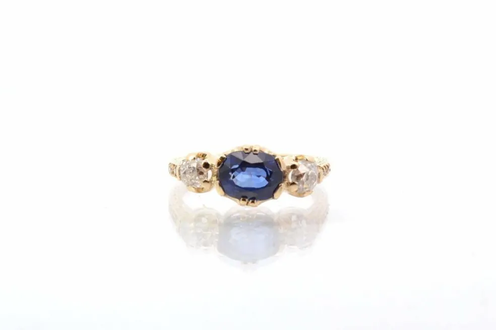 Bague Or jaune Saphir Diamants