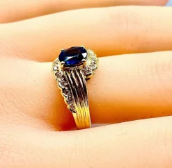Bague Or jaune Saphir Diamants