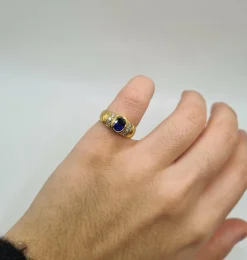 Bague or jaune saphir et diamants