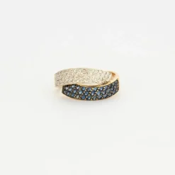 Bague or jaune, saphir et diamants