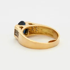 Bague or jaune saphir et diamants