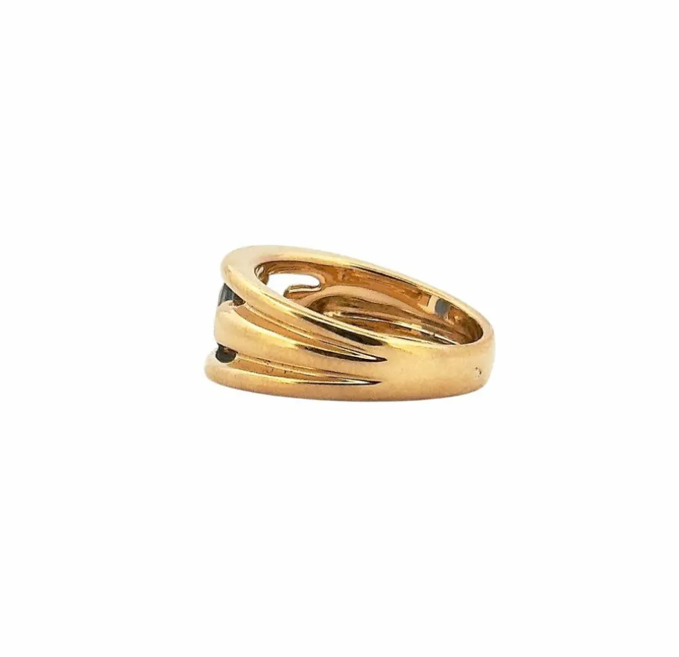 Bague or jaune saphir ovale et diamants