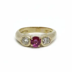 Bague or jaune saphir rose et diamants