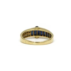 Bague or jaune, saphirs diamants