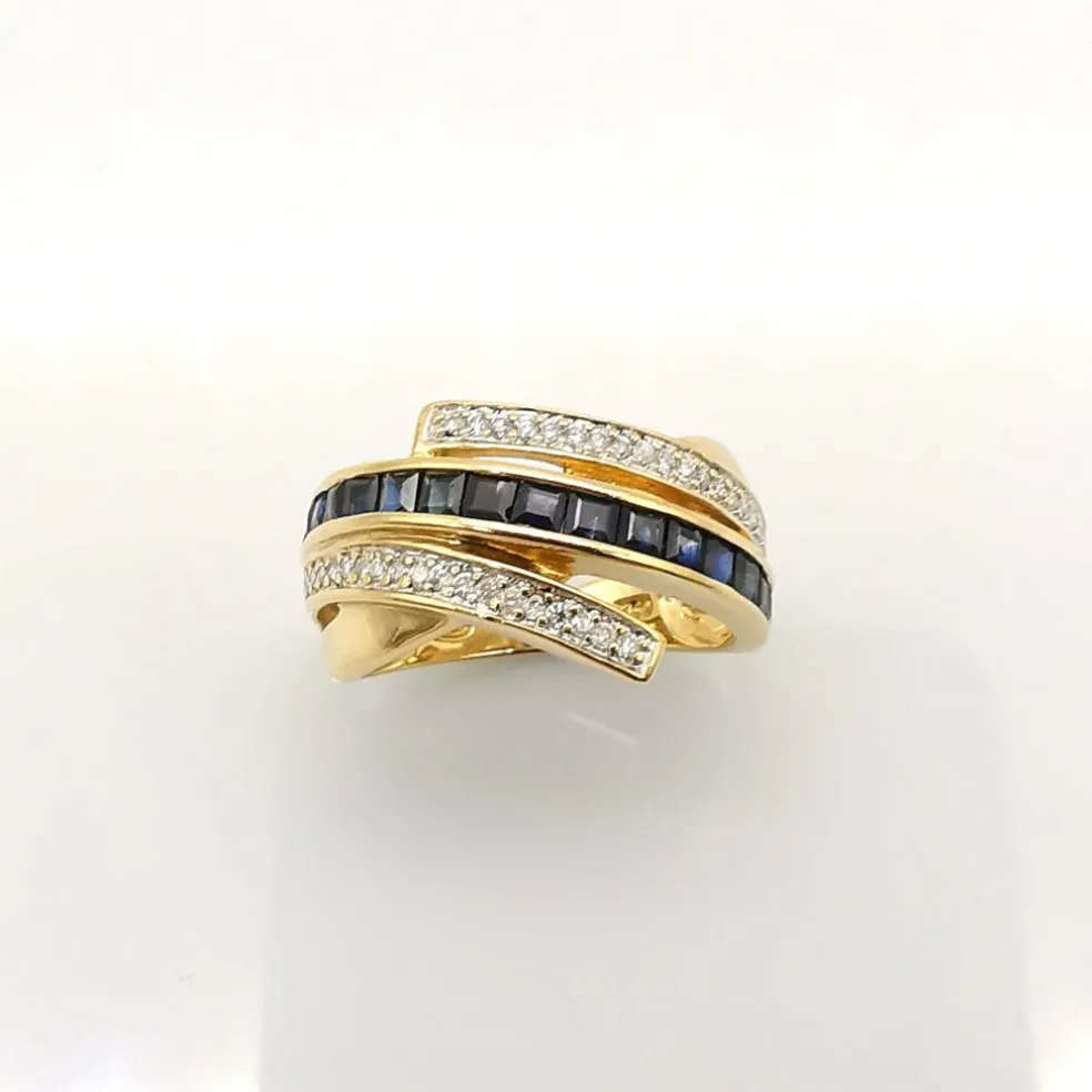 Bague or jaune saphirs et diamants
