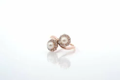 Bague or jaune sertie de diamants